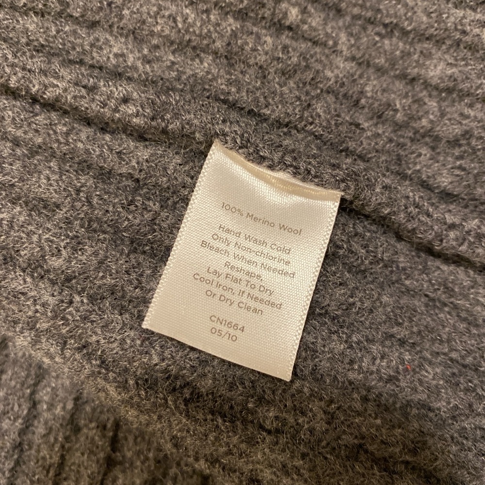 Source Unknown Gray Ribbed Wool Cardigan - Picture 3 of 3